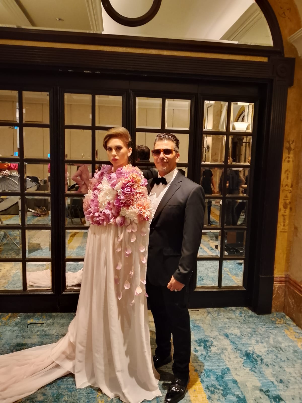 جامعة AUST تحتفل بتخرّج طلابها في عرض أزياء عالمي بإشراف الشريف جمال حمود....