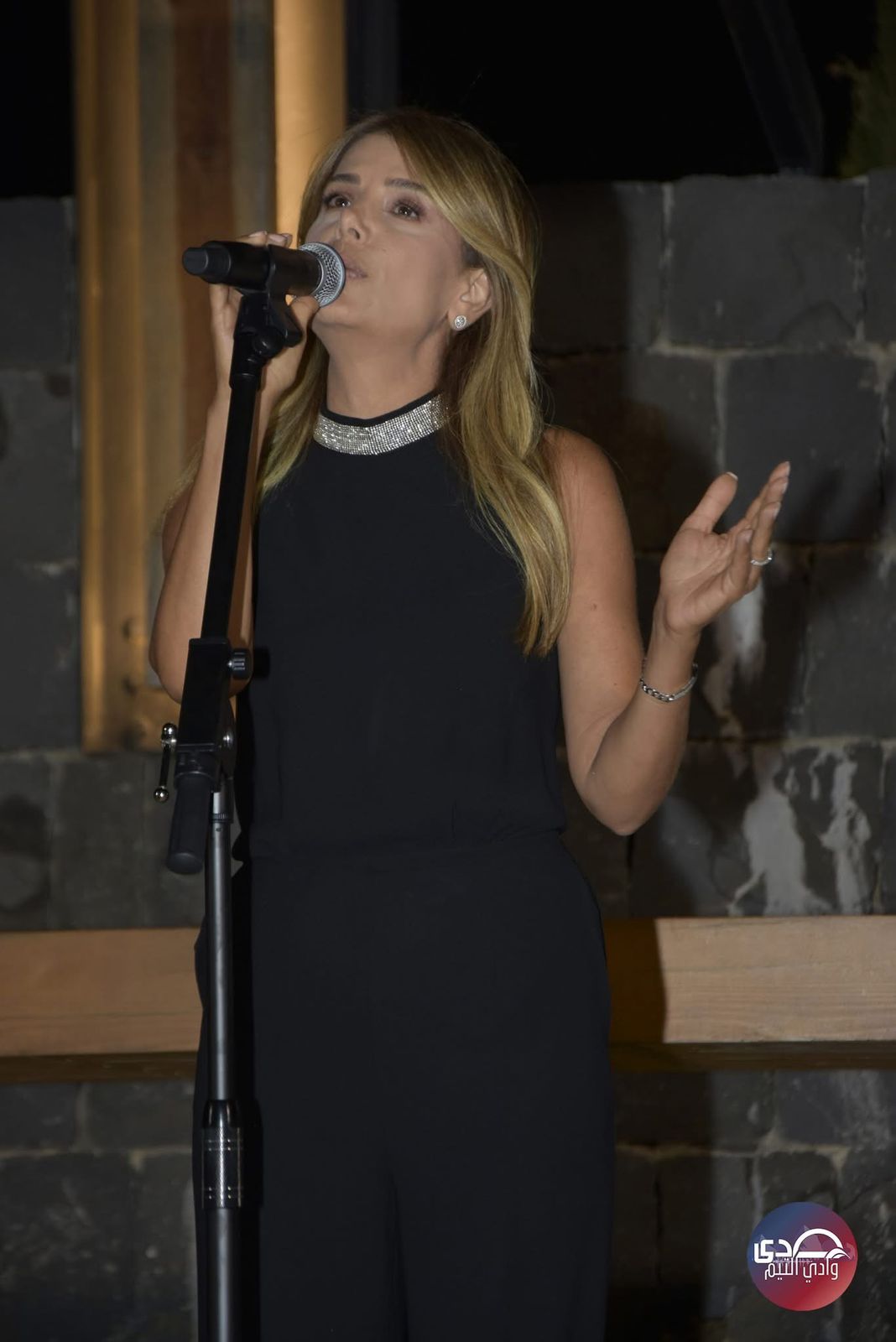 جوقة مار الياس – أنطلياس تُشعل مدرّج سيدة حرمون في كوكبا احتفالاً بعيد السيدة