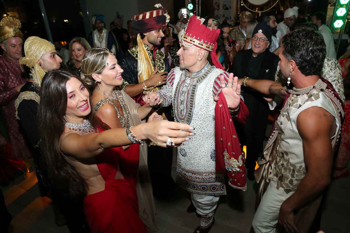 داني سعد يأتي ب بوليوود الى لبنان...