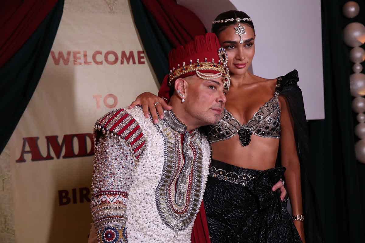 داني سعد يأتي ب بوليوود الى لبنان...