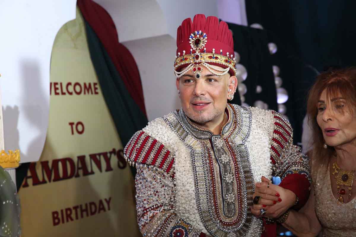 داني سعد يأتي ب بوليوود الى لبنان...