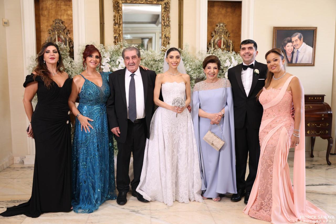 عرس الموسم في صوفر... زفاف عزيز زكا وتارا ماريا الأشقر يبهر بأجوائه...