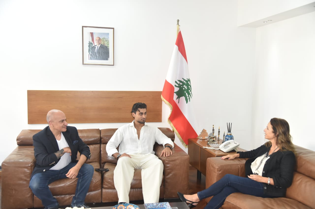 الوصيف الاول لملك جمال العالم بضيافة لحود...