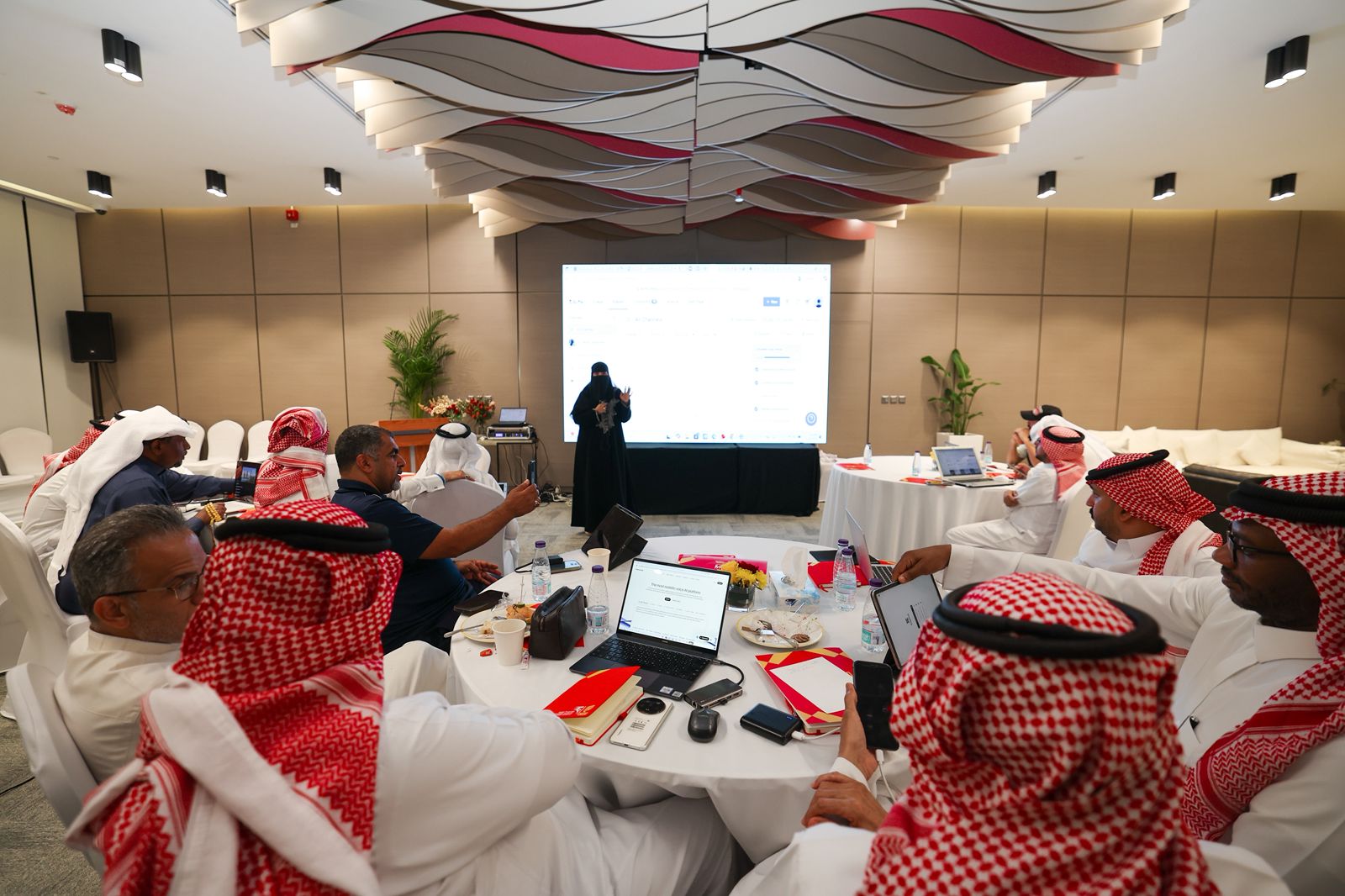 القادسية ينظم دورة "الذكاء الاصطناعي في الإعلام الرياضي" بالشراكة مع هيئة الصحفيين السعوديين 