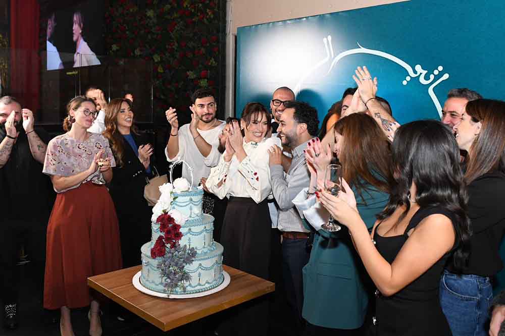 منال ملاط تطلق "حياتي الثالثة" وثلاثة أعمال مصوّرة أشبه بسلسلة درامية-مسرحية