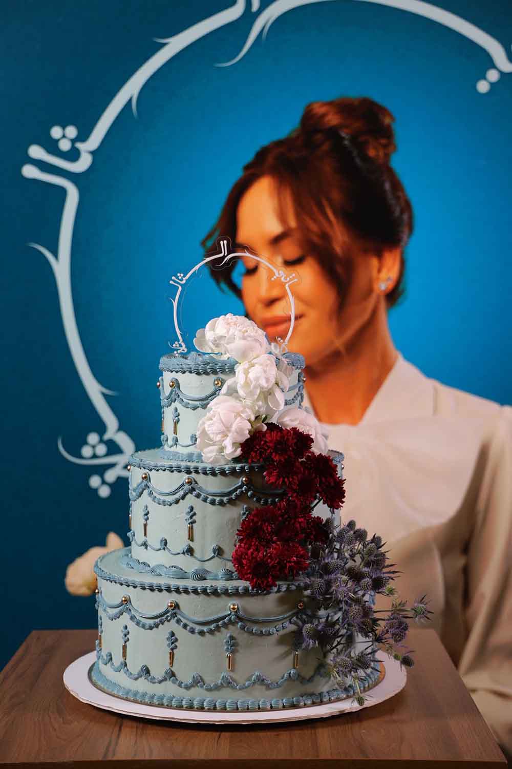 منال ملاط تطلق "حياتي الثالثة" وثلاثة أعمال مصوّرة أشبه بسلسلة درامية-مسرحية