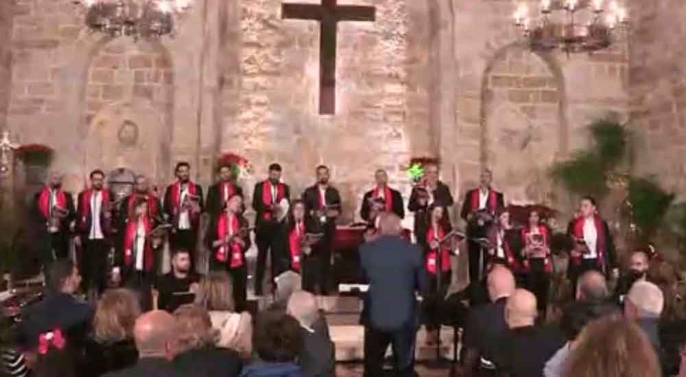 جوقة مار الياس انطلياس تحيي الميلاد .