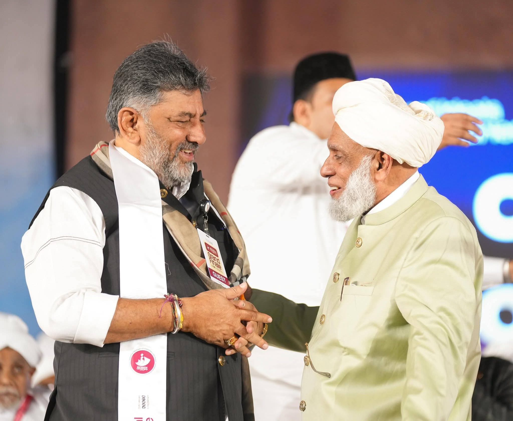 أكبر مؤتمر إسلامي تشهده الهند;  ختام تاريخي مهيب للمؤتمر المئوي لـ«سمستا» بولاية كيرالا الهندية