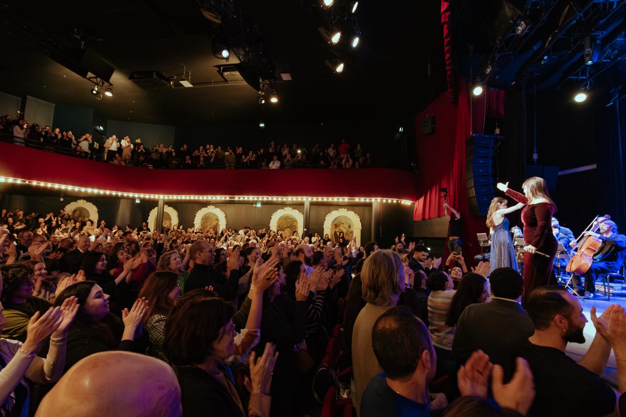 "فيروزيات" على خشبة "باتكلان" ليلة أسطورية بقيادة د. أمل قرمازي وأوركسترا "مزيكا" العالمية