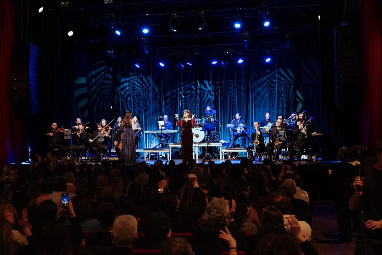 "فيروزيات" على خشبة "باتكلان" ليلة أسطورية بقيادة د. أمل قرمازي وأوركسترا "مزيكا" العالمية