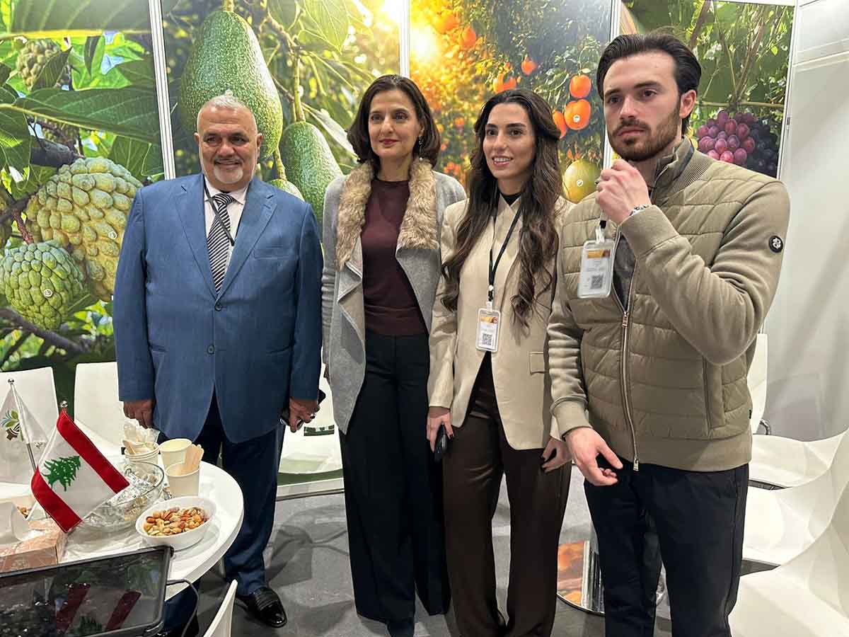 سفيرة لبنان في المانيا تزور جناح شركة فاضل التجارية في معرض Fruit logistica
