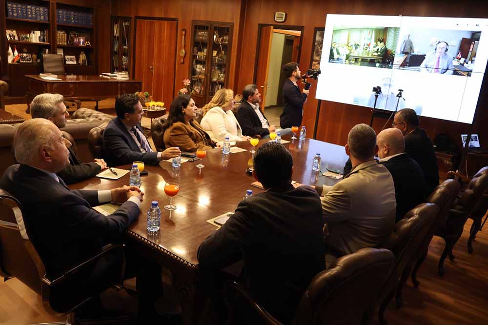 حوار لبناني– كندي عبر "زووم" يفتح آفاق الاستثمار ويعزّز مبادرات الإنماء.