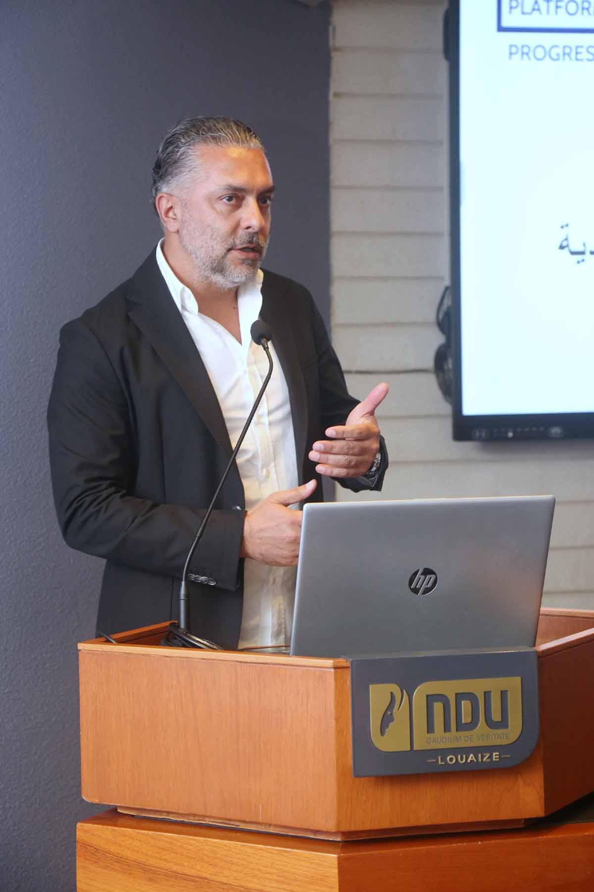 حفل توزيع شهادات الدبلوم المهني في الدراسات البلديَّة بدورتها الثانية في جامعة سيّدة اللويزة