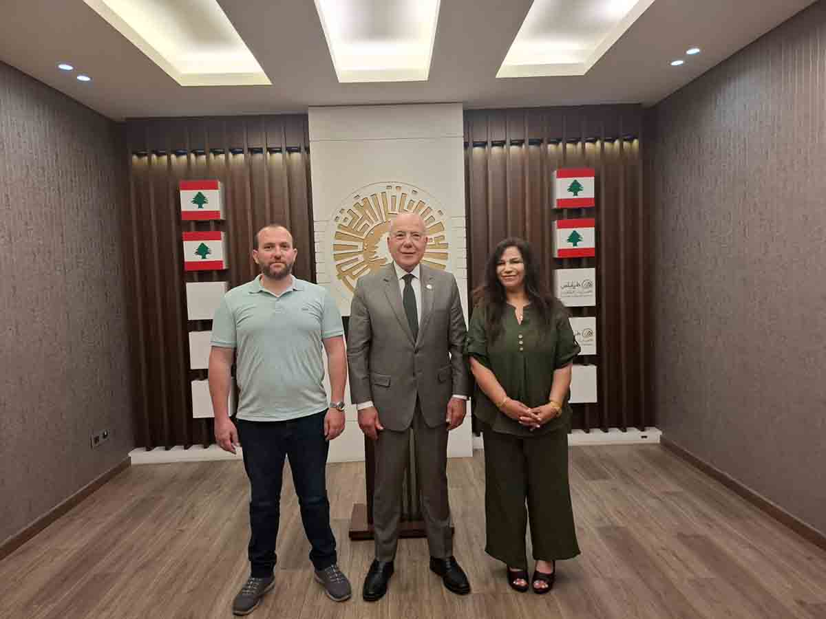 د. . يعقوب طعمة يجول على فعاليات طرابلس برفقة الأعلامية  ميراي عيد  ... والاولوية  شؤون المدينة 