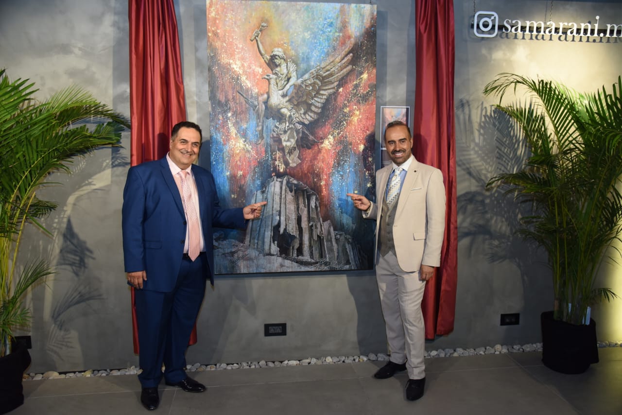 "الموركس دور" تطلق شعار "Staying Alive… The Show must go on" من خلال لوحة فنية