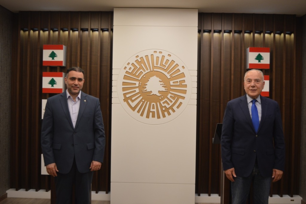 دبوسي إستقبل فري وجروس: لتفعيل الاستثمارات لبنانيا وعربيا ودوليا