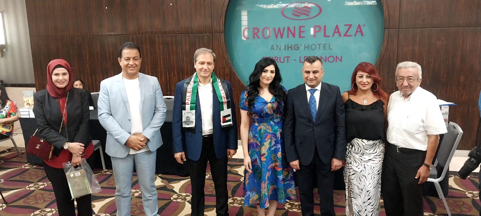 تظاهرة ثقافية مميزة وفريدة هي الاولى من نوعها في لبنان معرض الكاتب العربي، من تنظيم دار ناريمان للنشر