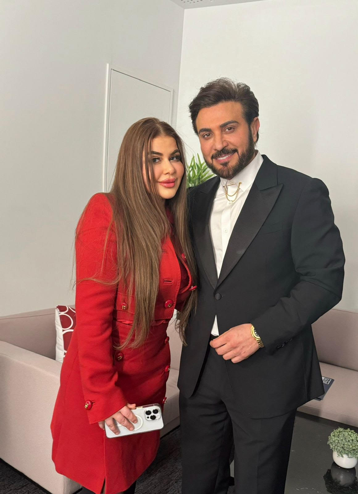 تكريمات متتالية لإنجازاتها الكبيرة كأهم سيدة أعمال رائدة في مجال مستشفيات التجميل رود عبد القادر: ماجد المهندس شرفني وهدية أحلام لا تقدر بثمن!