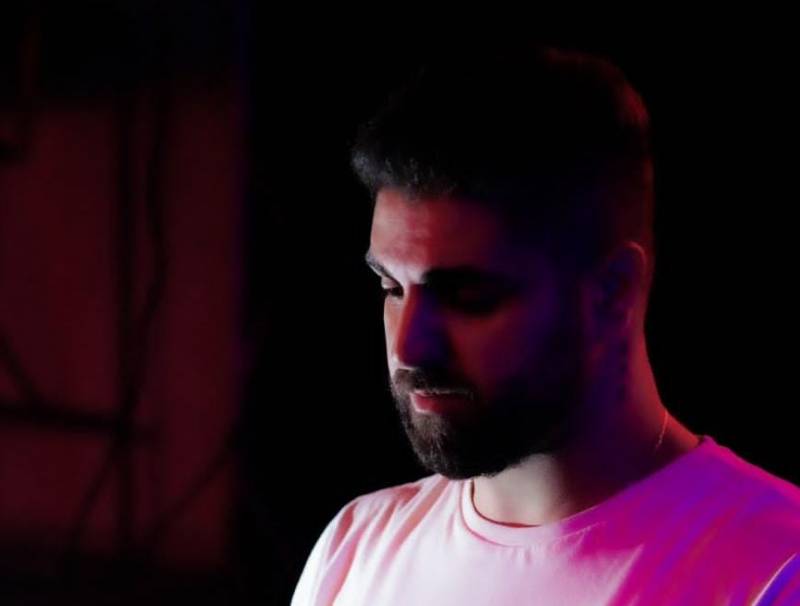 جمع بين الموسيقى العربية والاجنبية..DJ Big Chak يؤكد نجاحه في عالم الموسيقى!