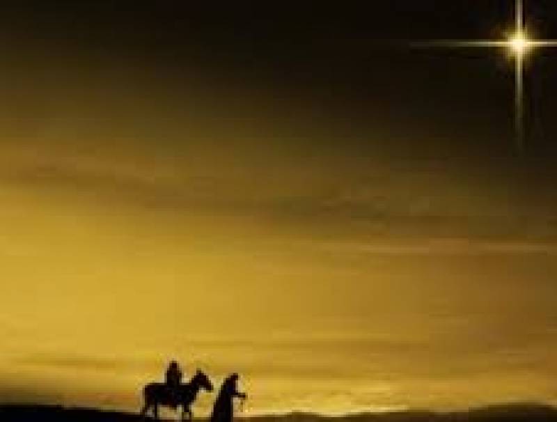 أمسية ميلادية لجوقة ملك المجد في كنيسة مغدوشة