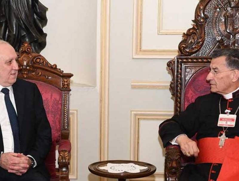 فهمي من بكركي اعلن عن معطيات داخلية وخارجية تعرقل تشكيل الحكومة: الوضع الامني ممسوك وممكن اتخاذ قرار باعادة فتح بعض المصالح