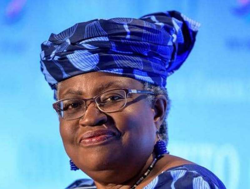 تعيين نغوزي أوكونجو إيويلا مديرة لمنظمة التجارة العالمية كأول امرأة وأول إفريقية تتولى المنصب