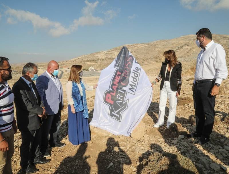 اوهانيان رعت وضع حجر الأساس لأول حلبة CROSS CAR في الشرق الأوسط في كفردبيان