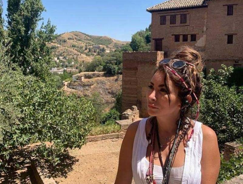 صورة نادرة لـ ديمة بياعة في طفولتها