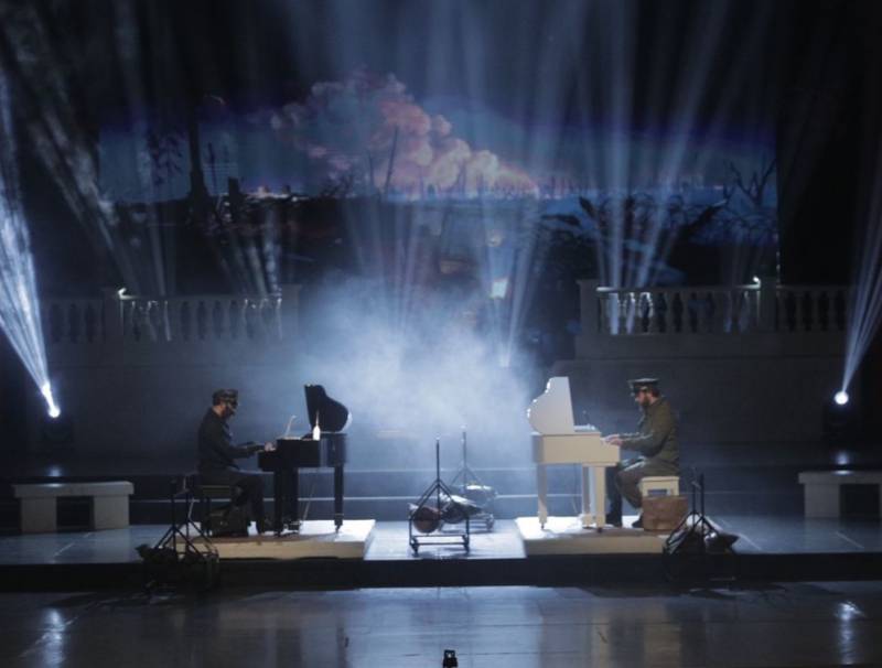 بعد النجاح الكبير.. الأخوان فريد وماهر الصبّاغ يطلقان "وطني أنا عالمسرح" من مسرحيتهما "مش بس عالميلاد"