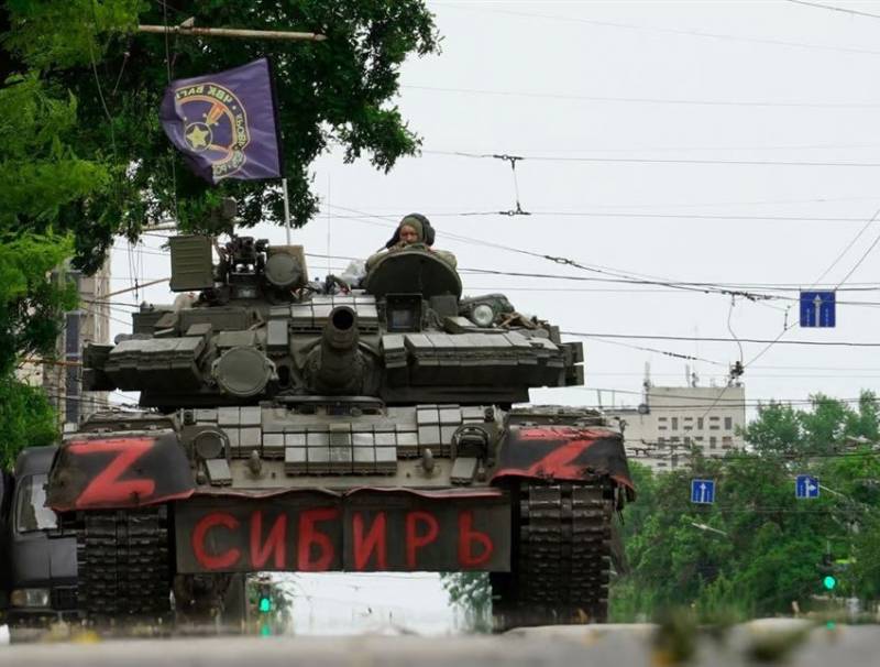  مفكّر سياسي توقّع "تمرّد فاغنر" قبل سنوات: محور كييف - باريس سيشتعل!