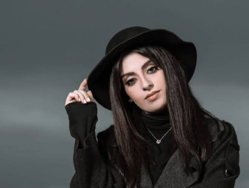 ما علاقة جويس الخوري ب لارا فابيان وويتني هيوستن و سيلين ديون؟