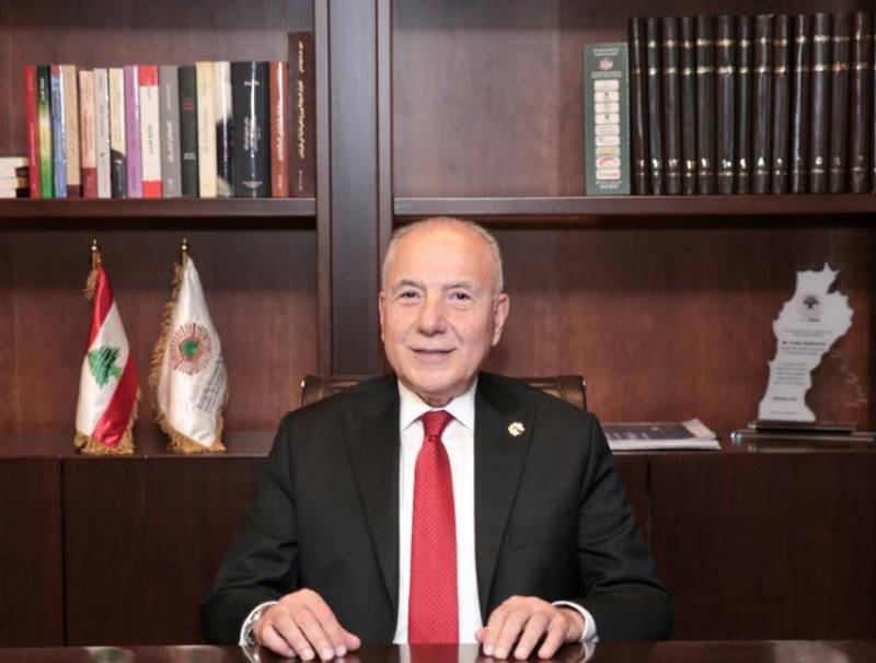 دبوسي يهنئ بعيد الفطر: في الأوقات العصيبة نصنع أفراحنا بأيدينا