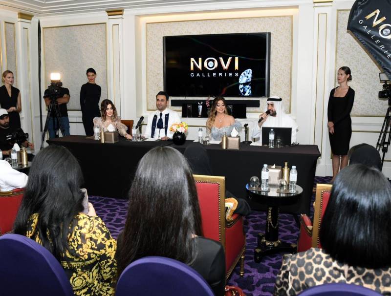 مجوهرات سـارفيه وتحـف نوفي￼￼￼ تضي سـماء دبي