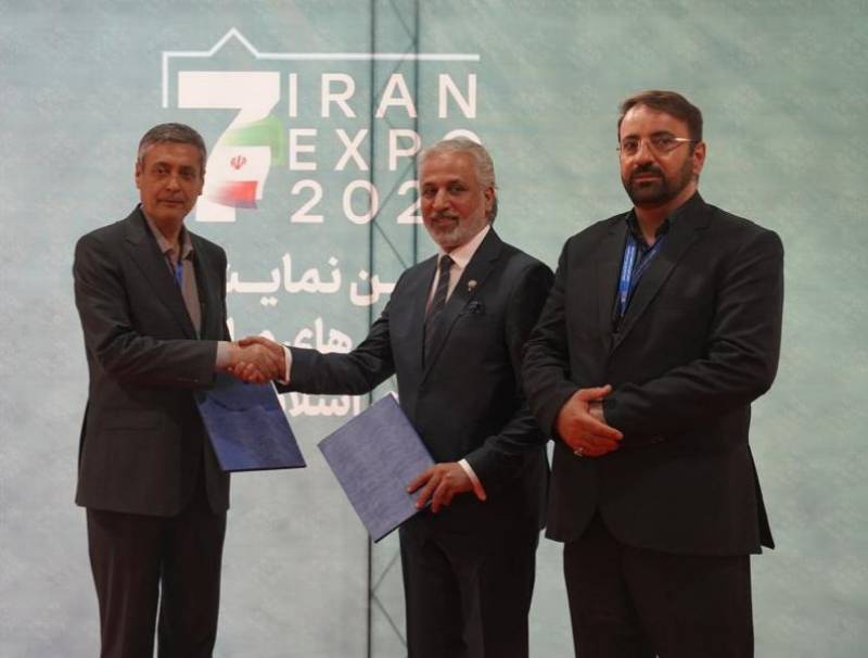 زيارة وفد تجاري كويتي لجناح محافظة كرمان وتوقيع مذكرة تفاهم بين غرفة تجارة كرمان والكويت