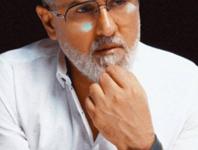 علي عجمي يوجه نداء لوزير الإعلام: هل تحولت حرية التعبير في لبنان إلى "انحدار أخلاقي وفلتان"؟