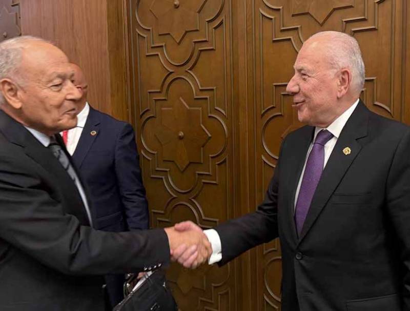 دبوسي يعقد سلسلة لقاءات على هامش الإجتماع الإستثنائي لإتحاد الغرف العربية في مصر:  " لبنان يدعم توجهات الأشقاء العرب".