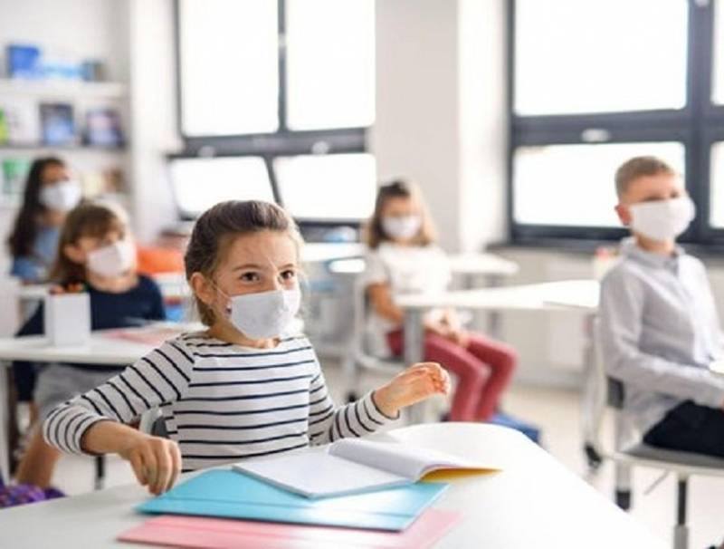 رابطة الثانوي: لا عودة الى الثانويات قبل تأمين اللقاح للأساتذة